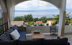 Divine View Apartma
