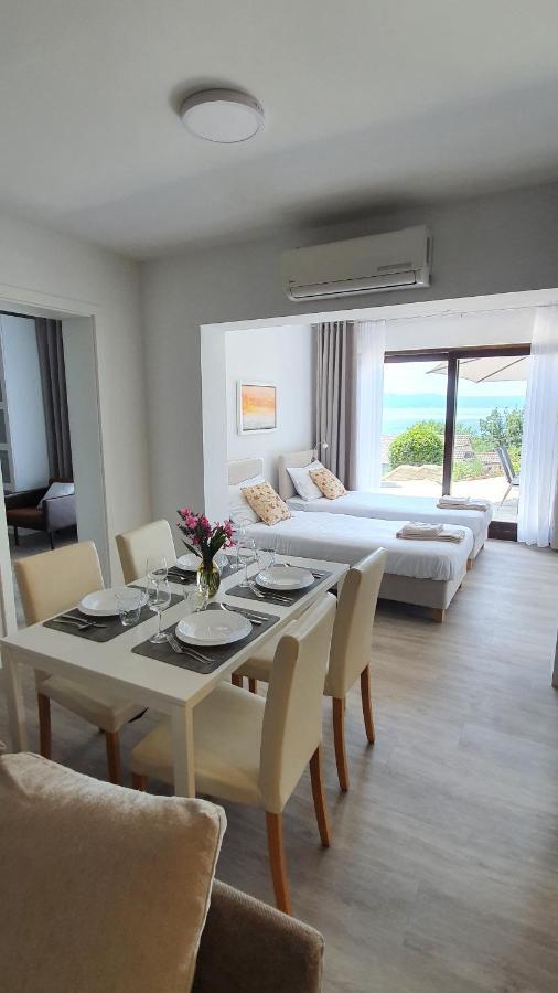 Divine View Apartma Nijvice Zewnętrze zdjęcie