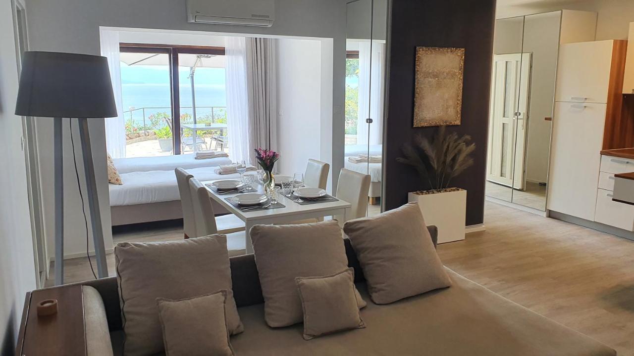 Divine View Apartma Nijvice Zewnętrze zdjęcie